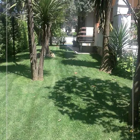 Momentoroma Bed & Breakfast